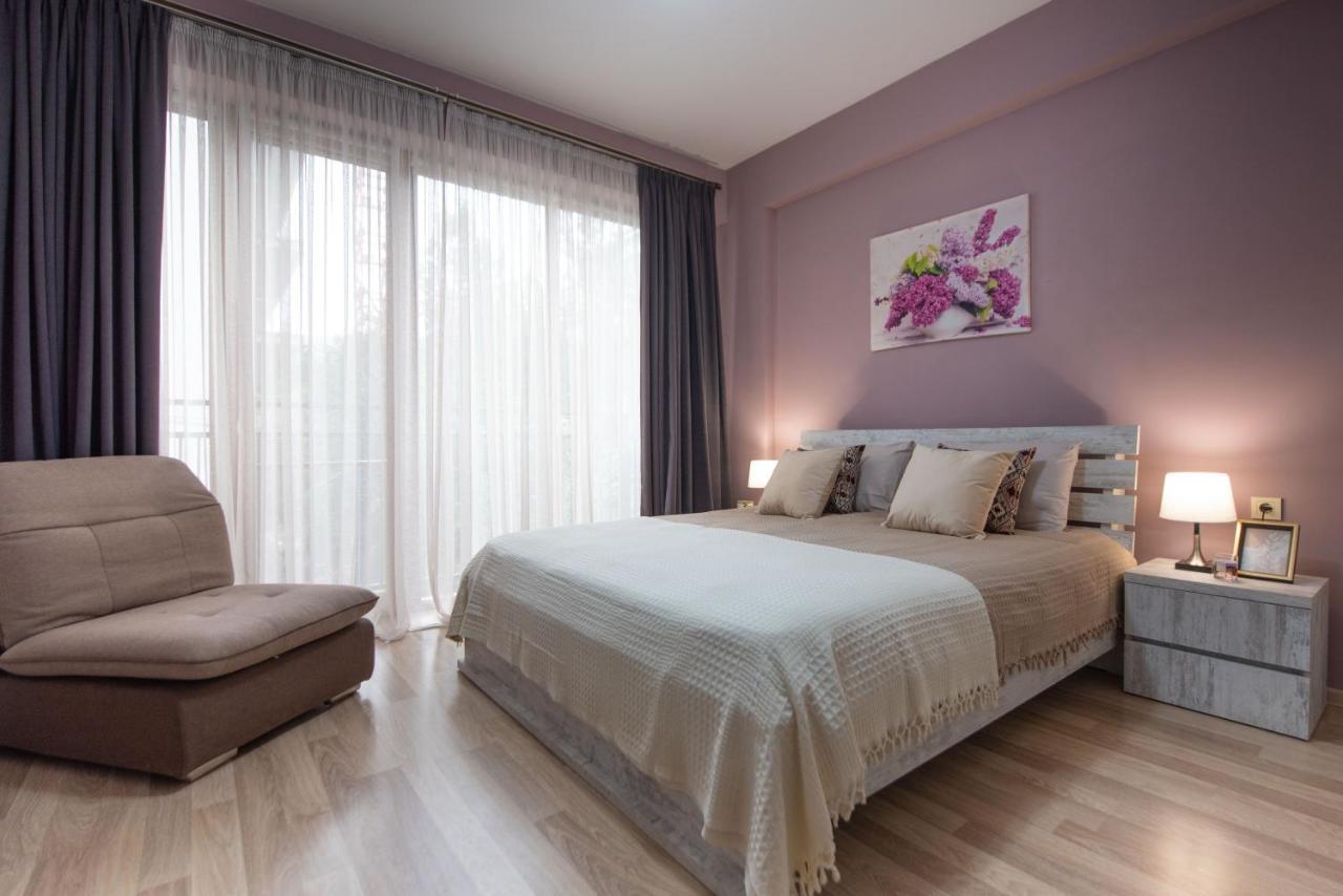 Gg Home - Cozy 2-Bedroom Apartment On Givi Kartozia Tbilisi Exterior photo