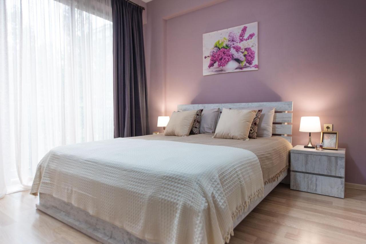 Gg Home - Cozy 2-Bedroom Apartment On Givi Kartozia Tbilisi Exterior photo