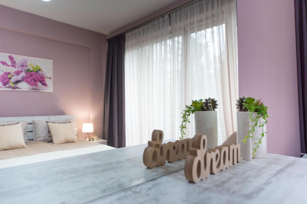 Gg Home - Cozy 2-Bedroom Apartment On Givi Kartozia Tbilisi Exterior photo